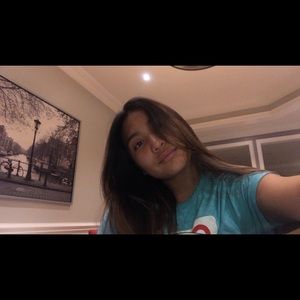 Meet your Posher, Simone rae